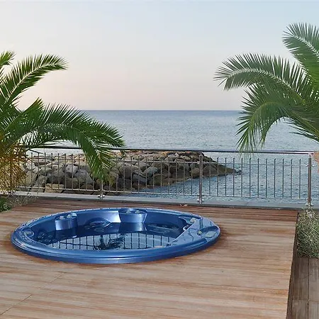 Tre Palme Aparthotel 4*