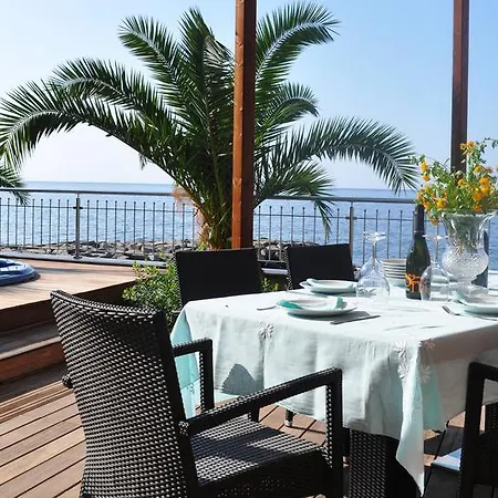 Apart-hotel Tre Palme 4*
